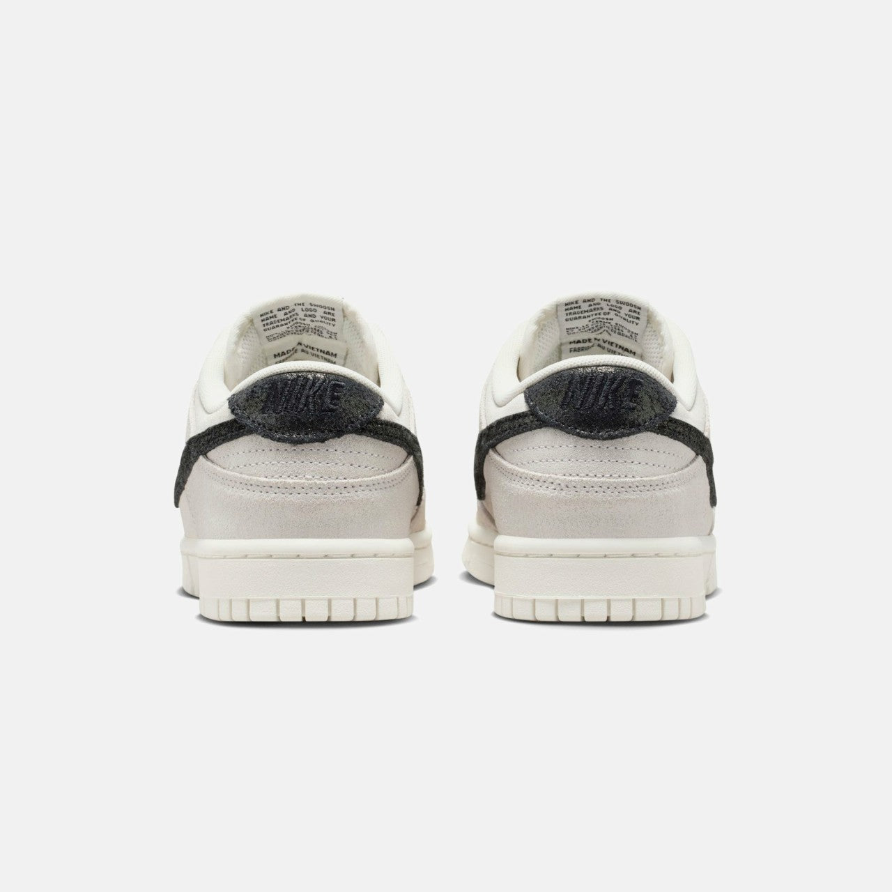 Nike Dunk Low Se - White / Black / Team Red | Kith White / Black / Team Red