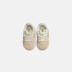 Nike GS Force 1 Se - Sand Drift / Sail / Dark Raisin / Pale Ivory | Kith Sand Drift / Sail / Dark Raisin / Pale Ivory