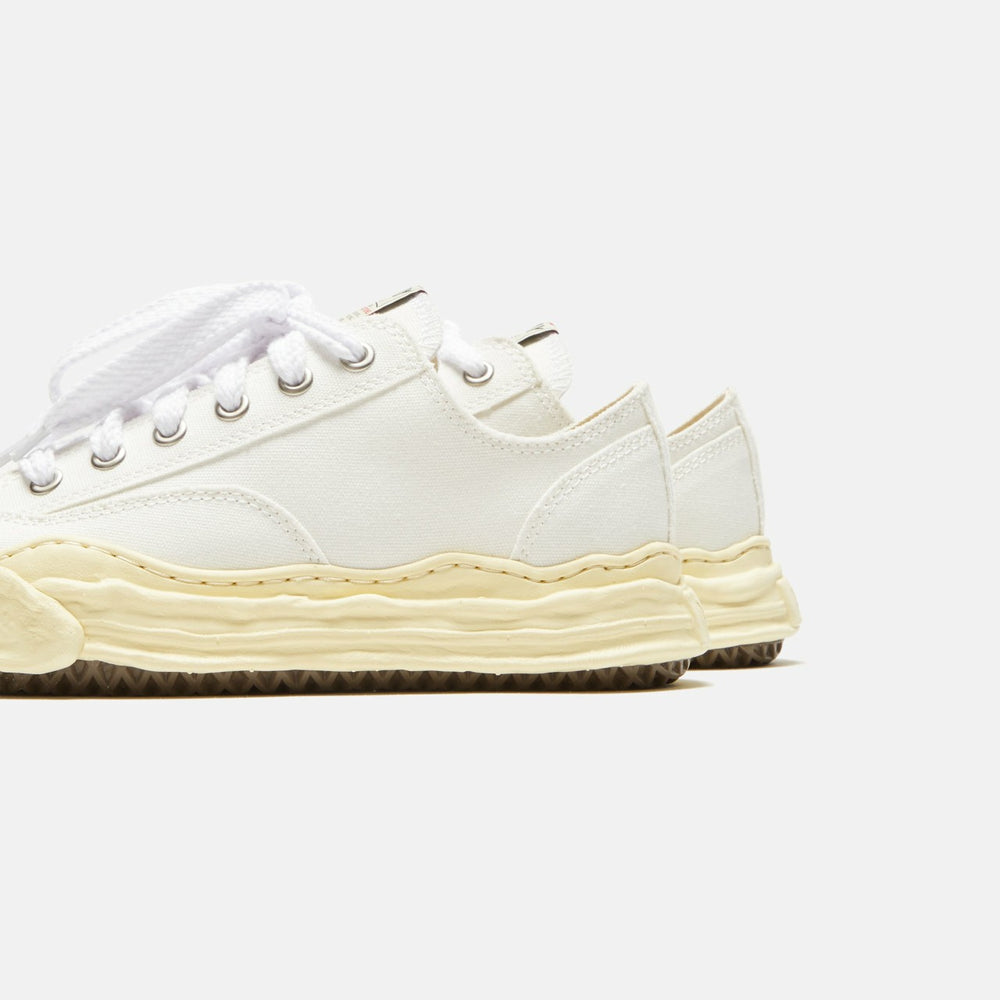 Mihara Yasuhiro Hank Low OG Sole - White | Kith White
