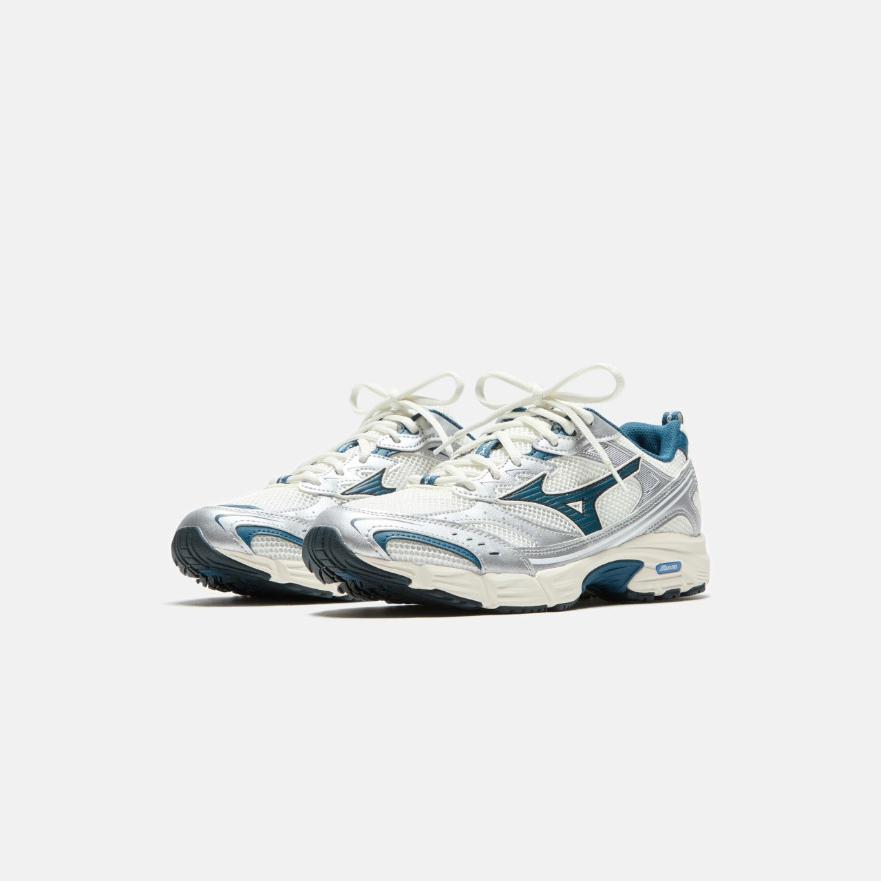 Mizuno MXR - Snow White / Majolica Blue / Silver | Kith Snow White / Majolica Blue / Silver