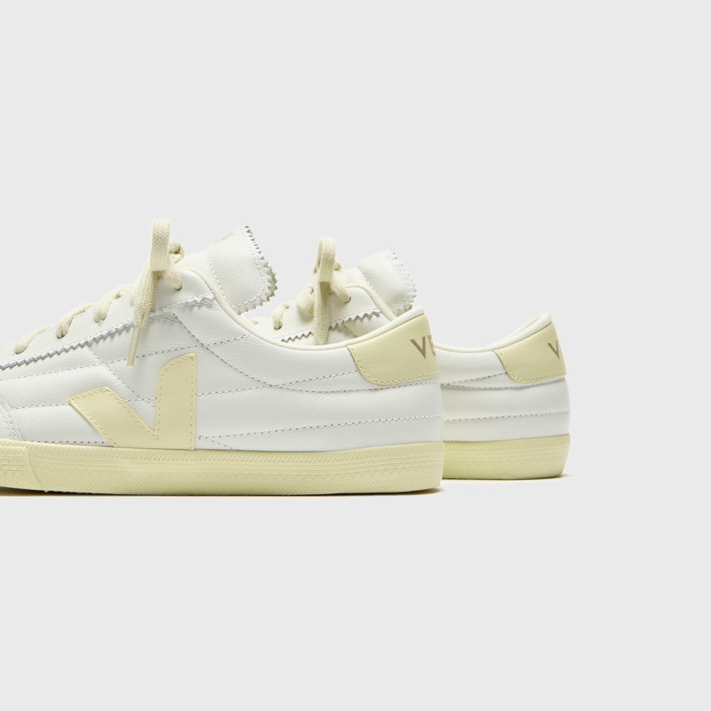 Veja Panenka - White Calcaire | Kith White Calcaire