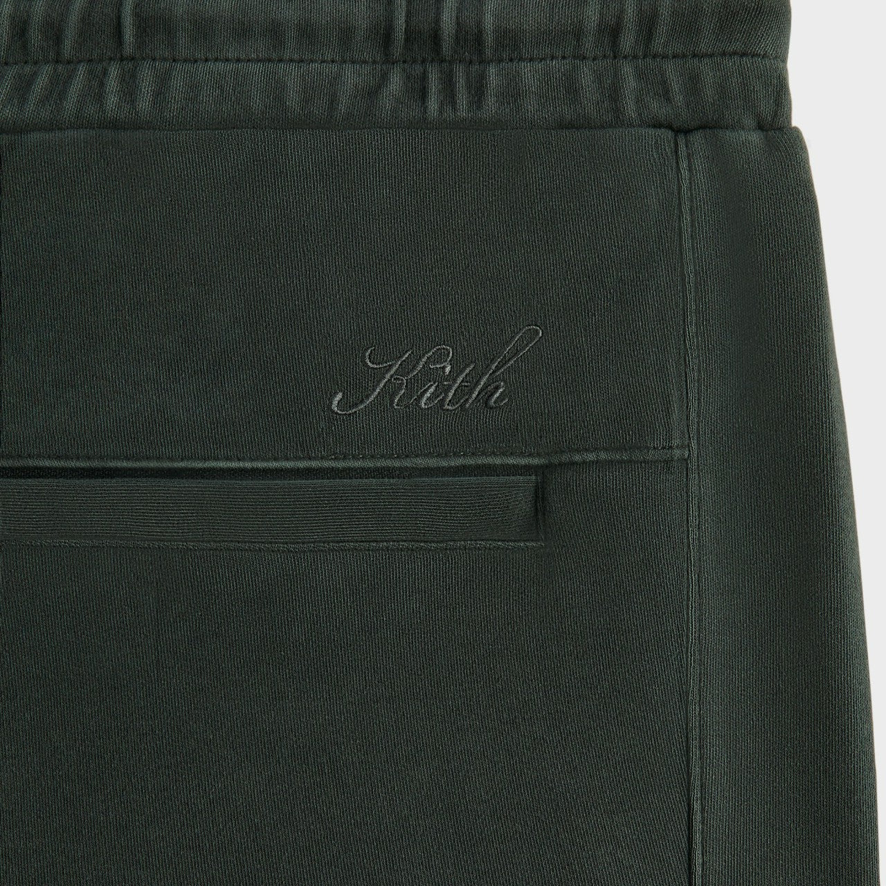 Kith Interlock Sennet II Cargo Sweatpant - Machine | Kith Machine