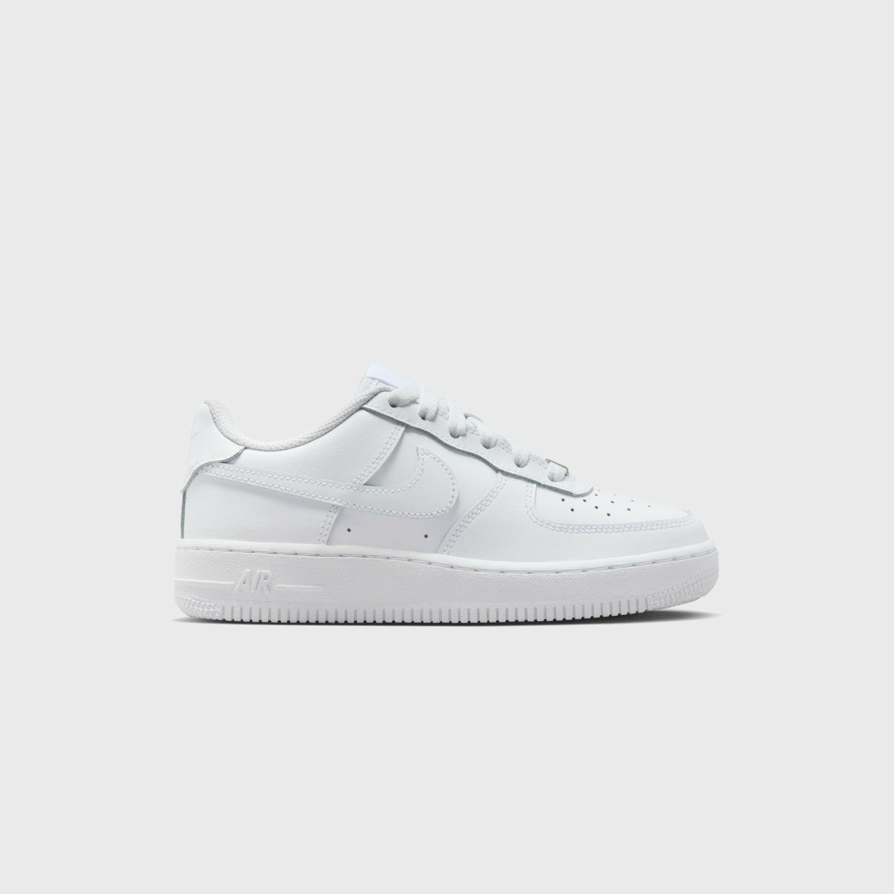 Nike GS Air Force 1 LE - White | Kith White