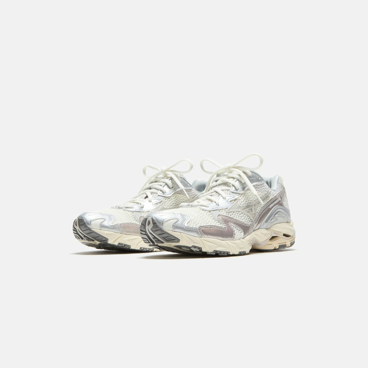 Mizuno Wave Rider 10 - Metallic Snow White | Kith Metallic Snow White