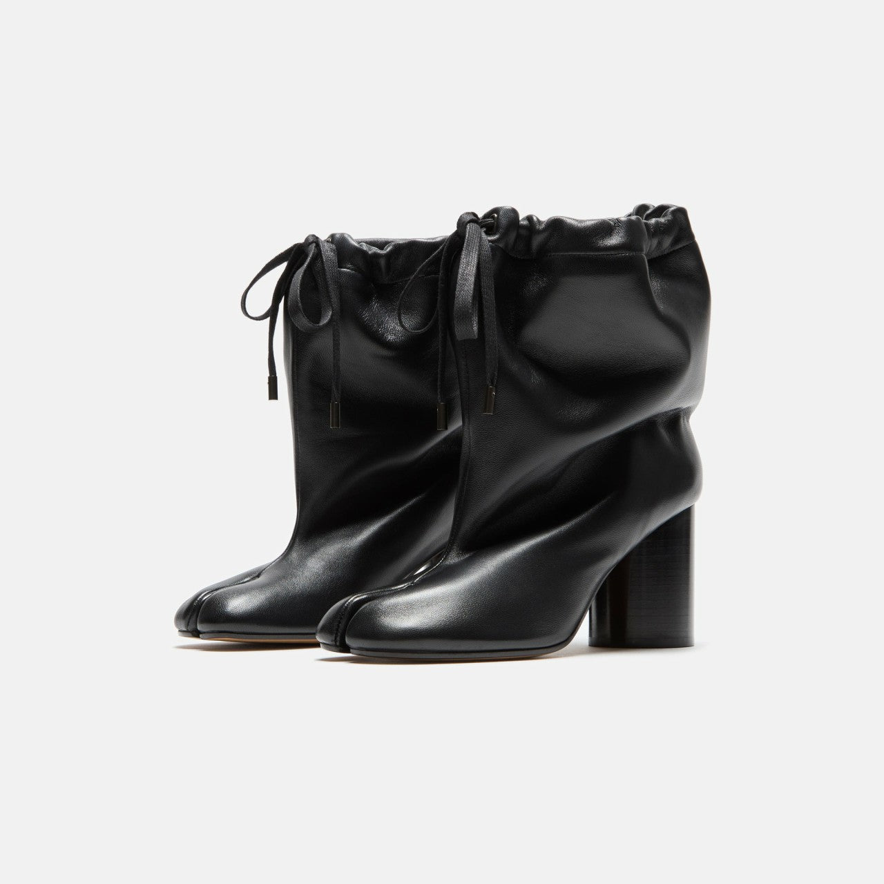 Maison Margiela WMNS Drawstring Tabi Ankle Boot - Black | Kith Black