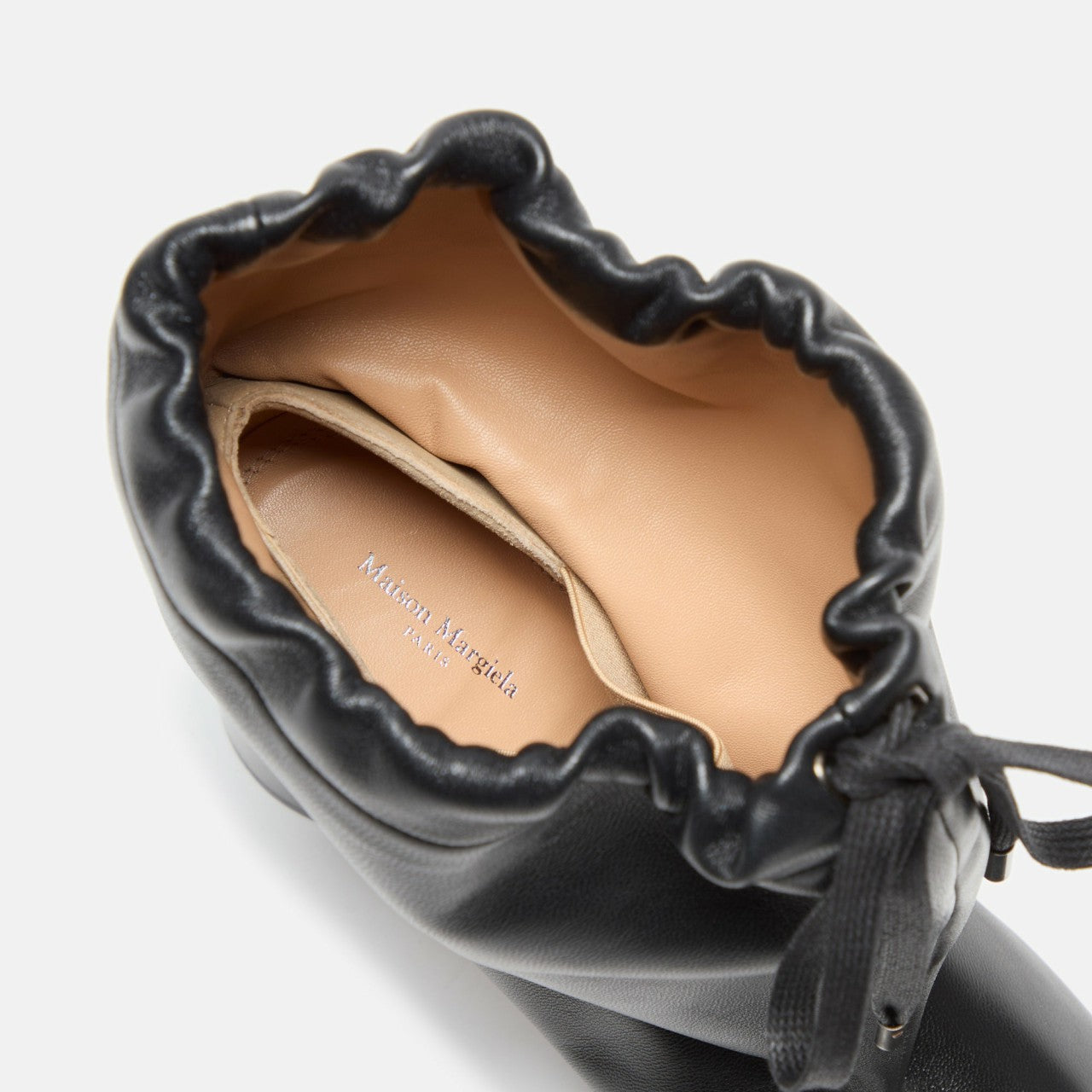 Maison Margiela WMNS Drawstring Tabi Ankle Boot - Black | Kith Black