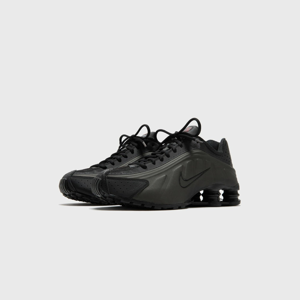 Nike Shox R4 - Black / Black / Black / Bright Crimson | Kith Black / Black / Black / Bright Crimson