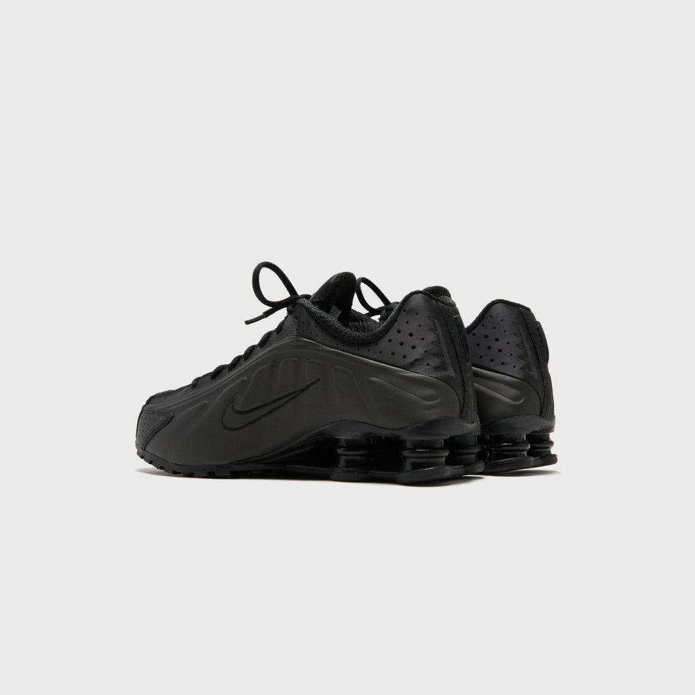 Nike Shox R4 - Black / Black / Black / Bright Crimson | Kith Black / Black / Black / Bright Crimson