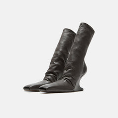 Rick Owens WMNS Cantilever 8 Wedge Ankle Boot - Dark Dust Stivali in P | Kith Dark Dust Stivali in Pelle