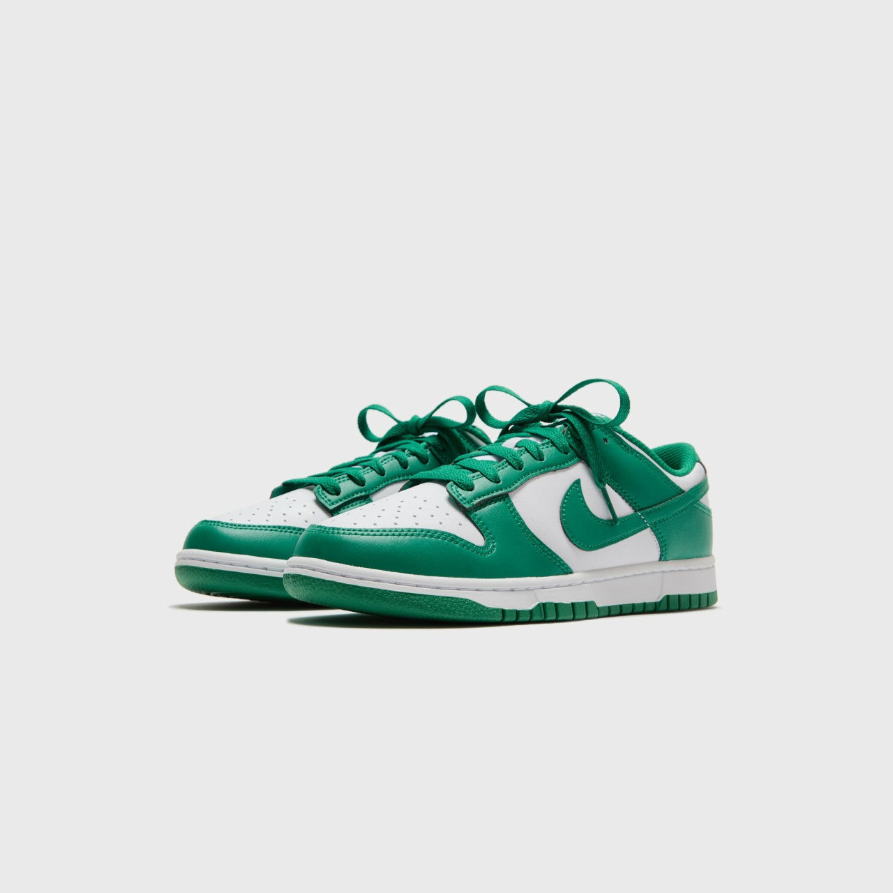 Nike Dunk Low Retro - White / Malachite | Kith White / Malachite