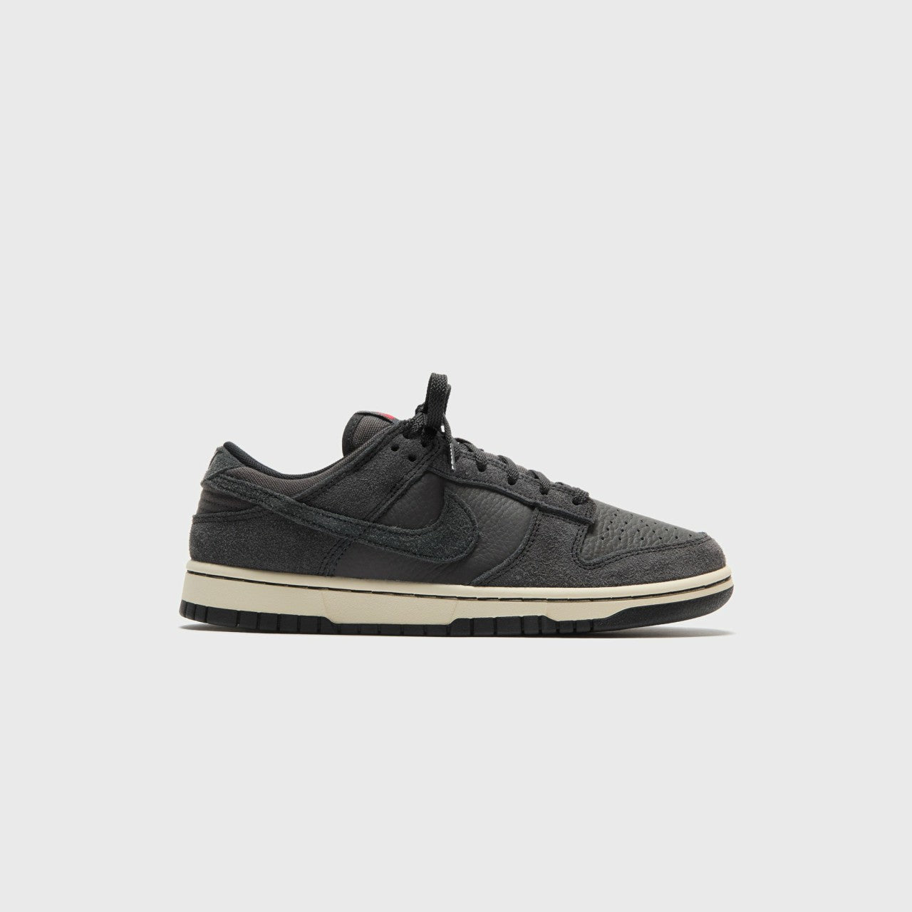 Nike Dunk Low Retro PRM - Black / Off Noir / Medium Ash / Coconut | Kith Black / Off Noir / Medium Ash / Coconut