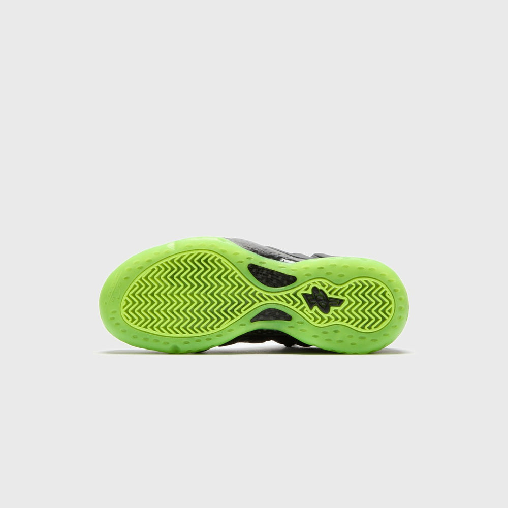 Nike Air Foamposite One - Black / Volt | Kith Black / Volt