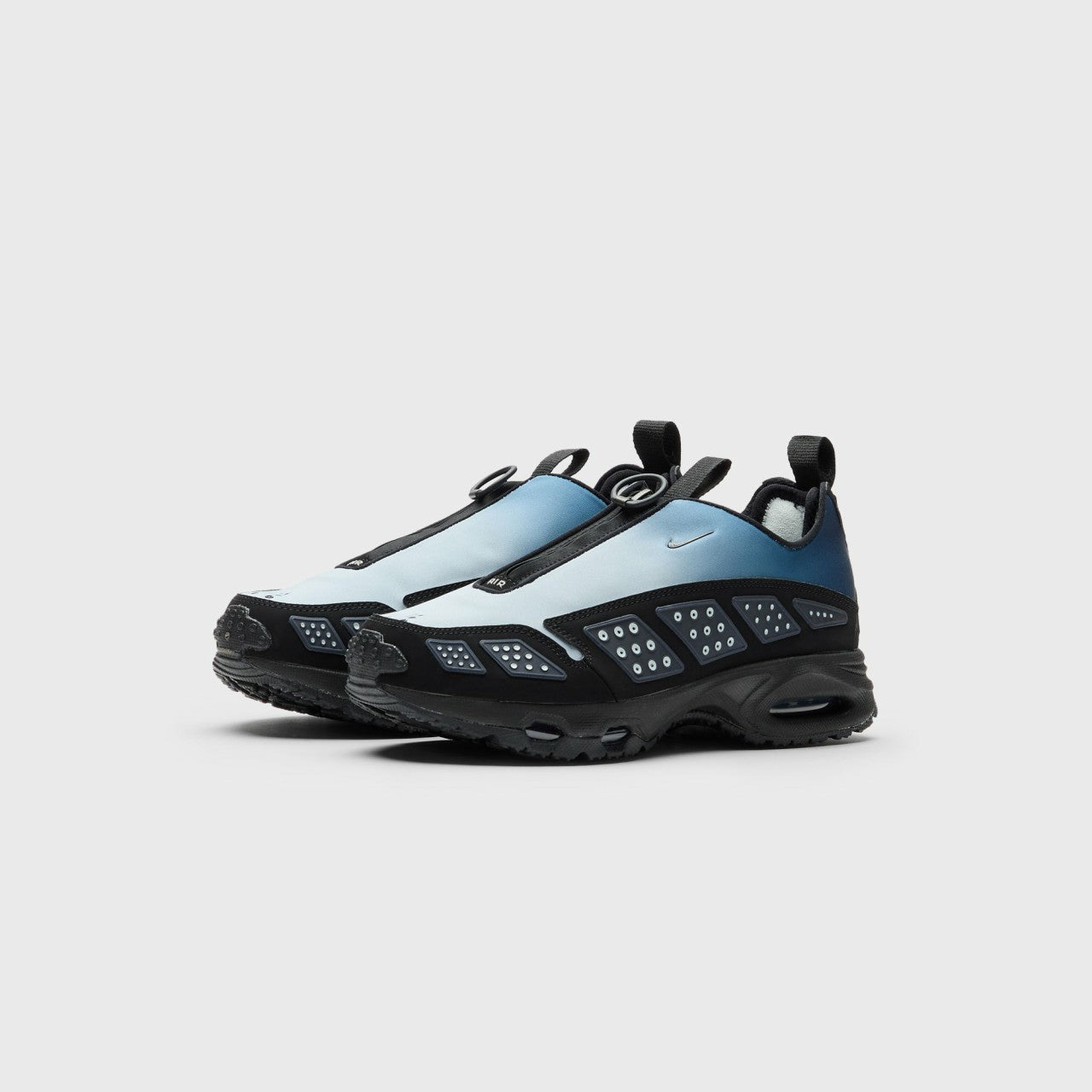 Nike WMNS Air Max SNDR - Fade Obsidian / Black / Grey Haze | Kith Fade Obsidian / Black / Grey Haze