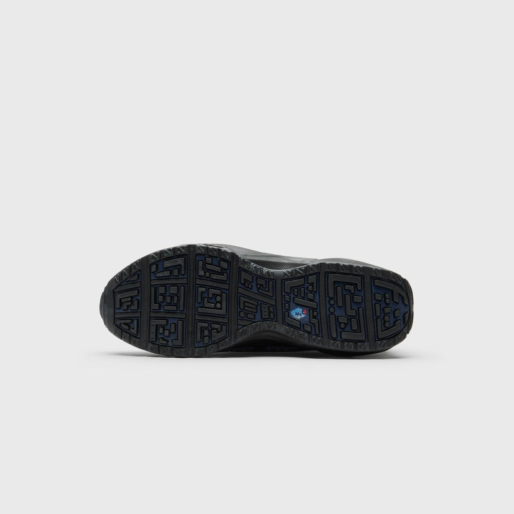 Nike WMNS Air Max SNDR - Fade Obsidian / Black / Grey Haze | Kith Fade Obsidian / Black / Grey Haze