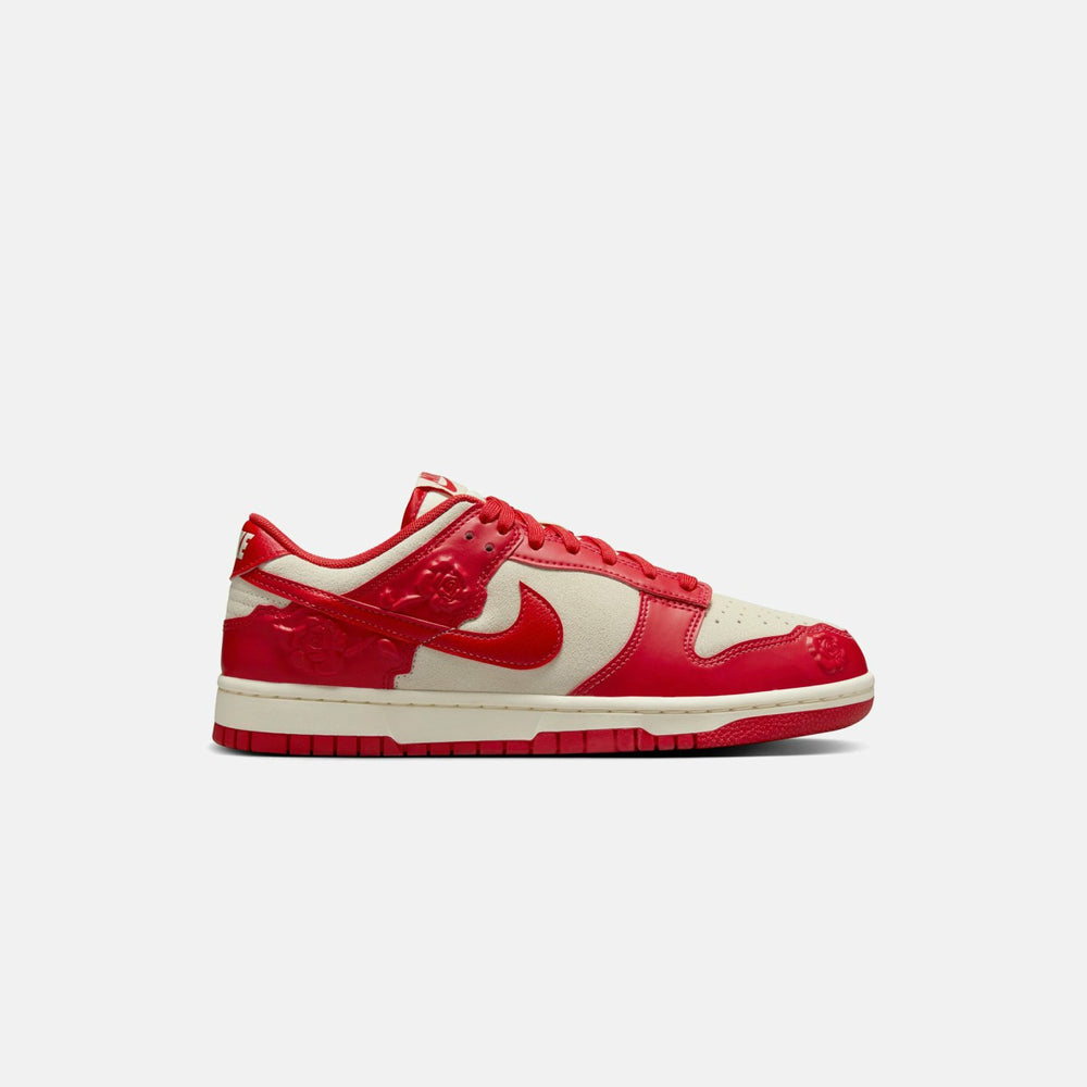 Nike WMNS Dunk Low SE - Coconut Milk / University Red / Pale Ivory | Kith Coconut Milk / University Red / Pale Ivory