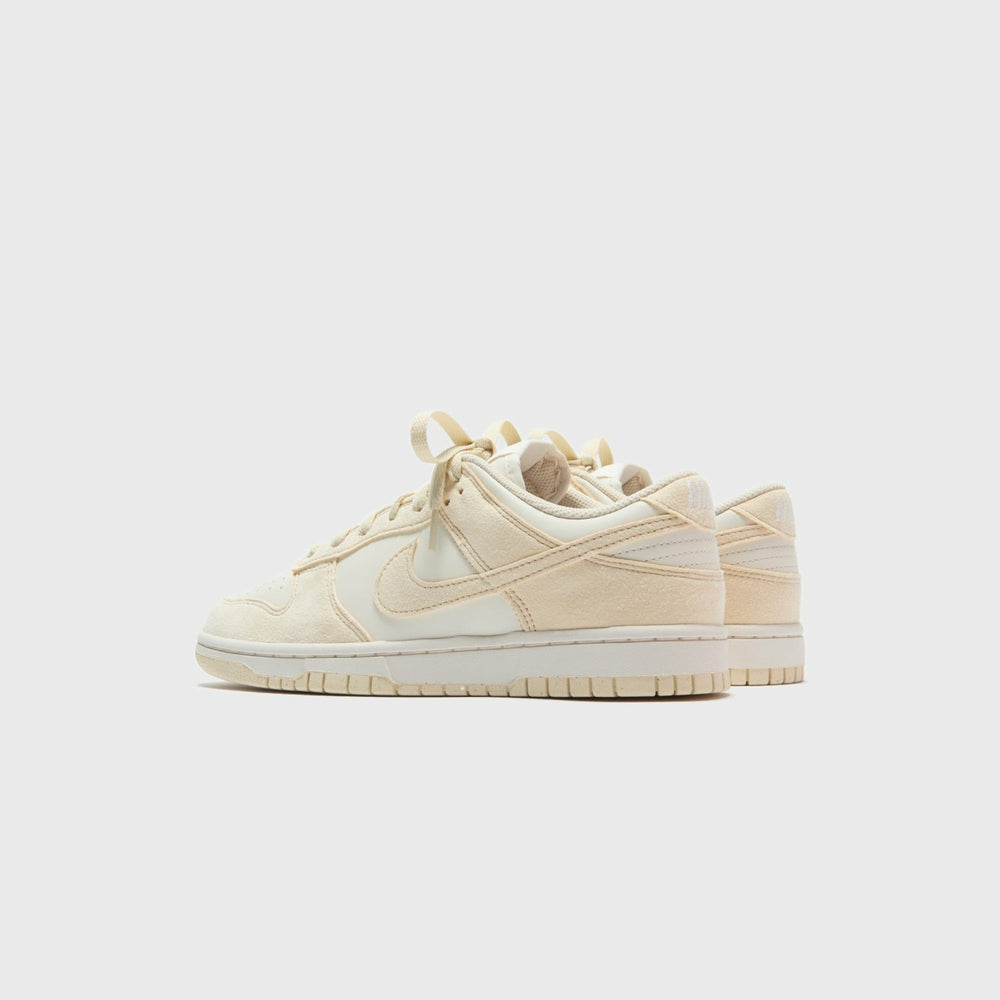 Nike WMNS Dunk Low - Soft Pearl / Beach / Pale Ivory / White | Kith Soft Pearl / Beach / Pale Ivory / White