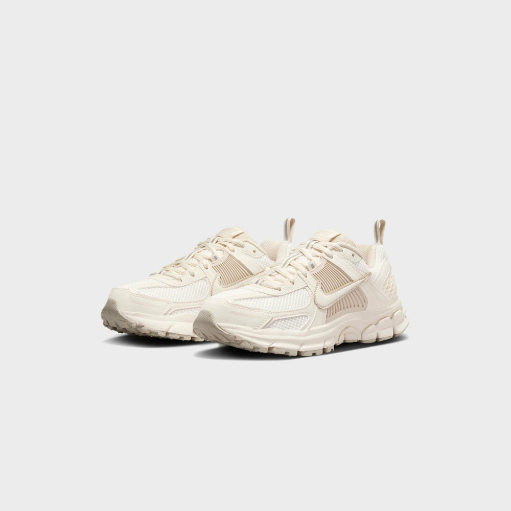 Nike Grade School Zoom Vomero 5 - Sand Drift / Pale Ivory | Kith Sand Drift / Pale Ivory