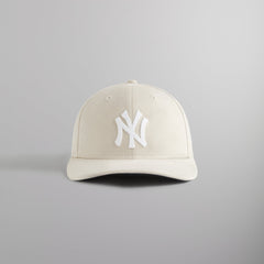 Kith & New Era for the New York Yankees Microsuede 59FIFTY Low Profile | Kith Sandrift