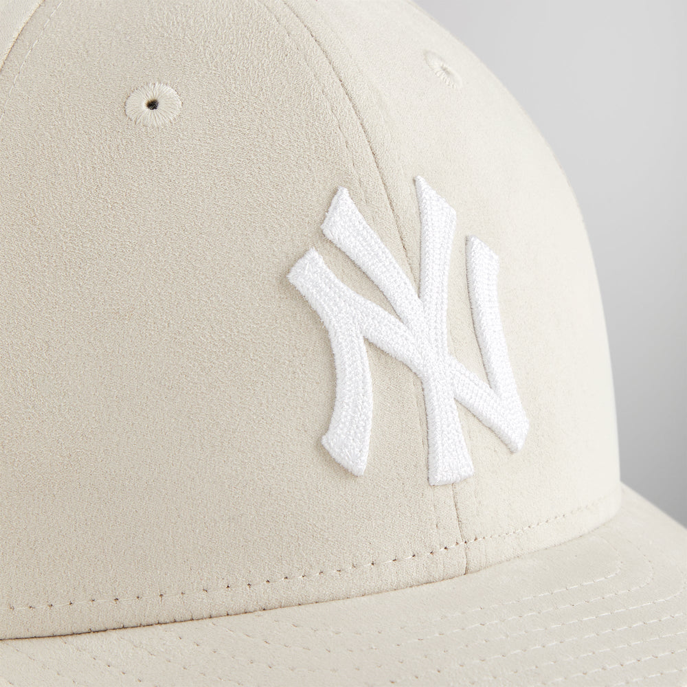 Kith & New Era for the New York Yankees Microsuede 59FIFTY Low Profile | Kith Sandrift
