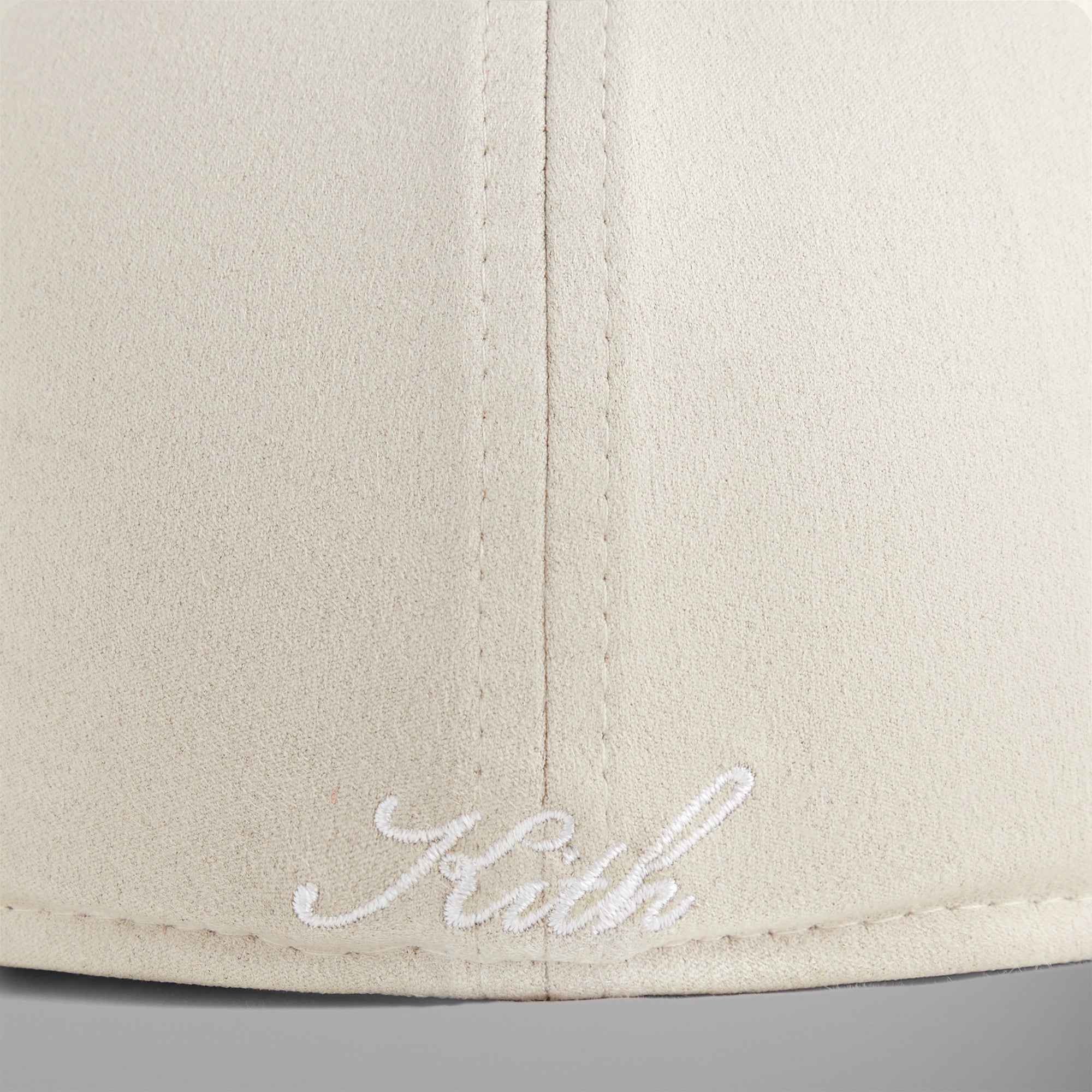 Kith & New Era for the New York Yankees Microsuede 59FIFTY Low Profile | Kith Sandrift
