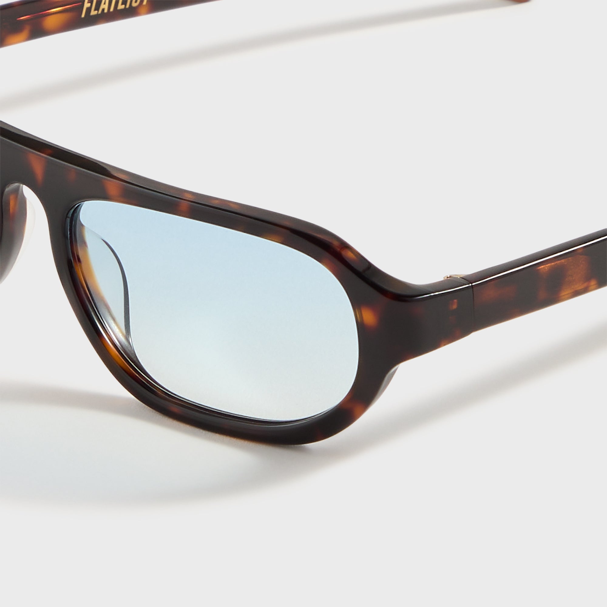 Flatlist Penn - Dark Tortoise / Blue Gradient Lens | Kith Dark Tortoise / Blue Gradient Lens