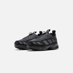 Nike WMNS Air Max SNDR - Black / Metallic Silver | Kith Black / Metallic Silver