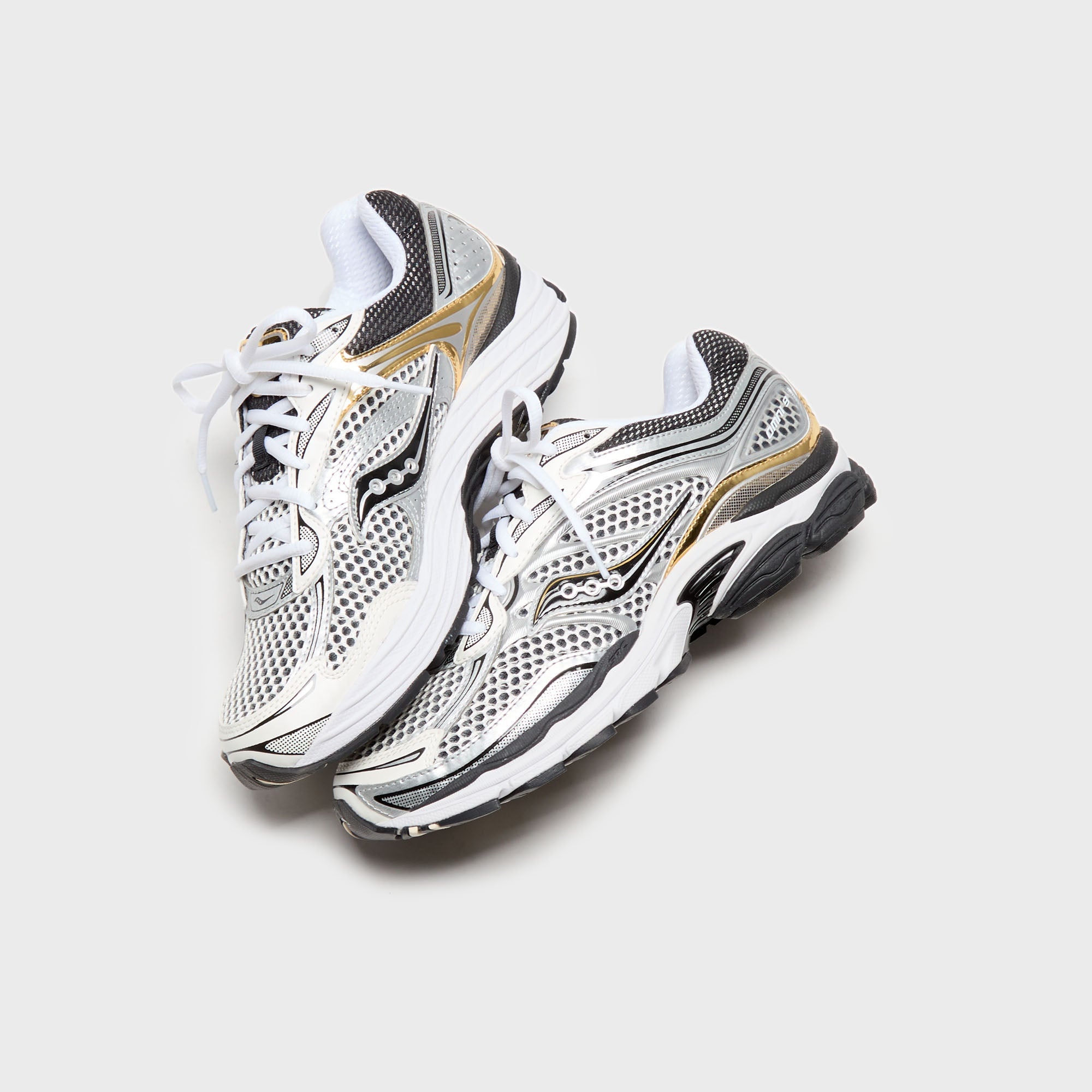 Saucony Progrid Omni 9 - Silver / Gold | Kith Silver / Gold