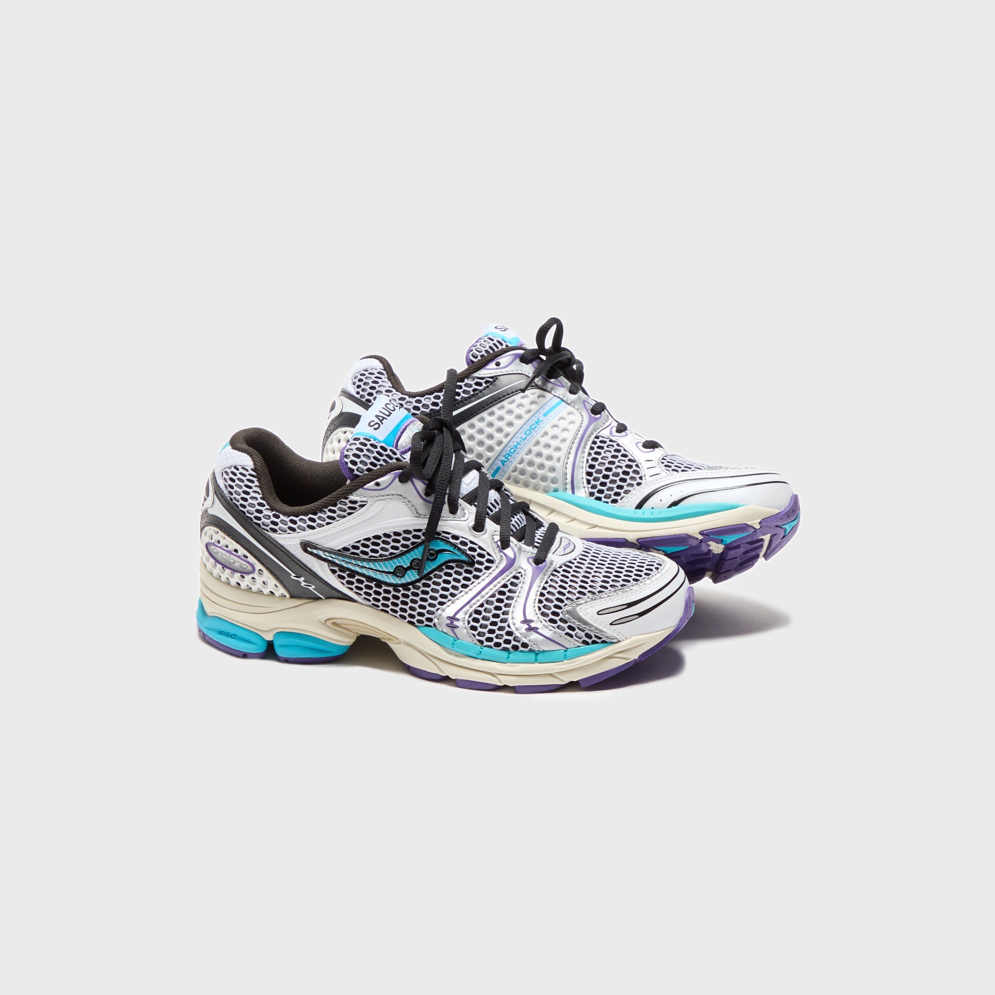 Saucony Progrid Triumph 4 - White / Blue | Kith White / Blue