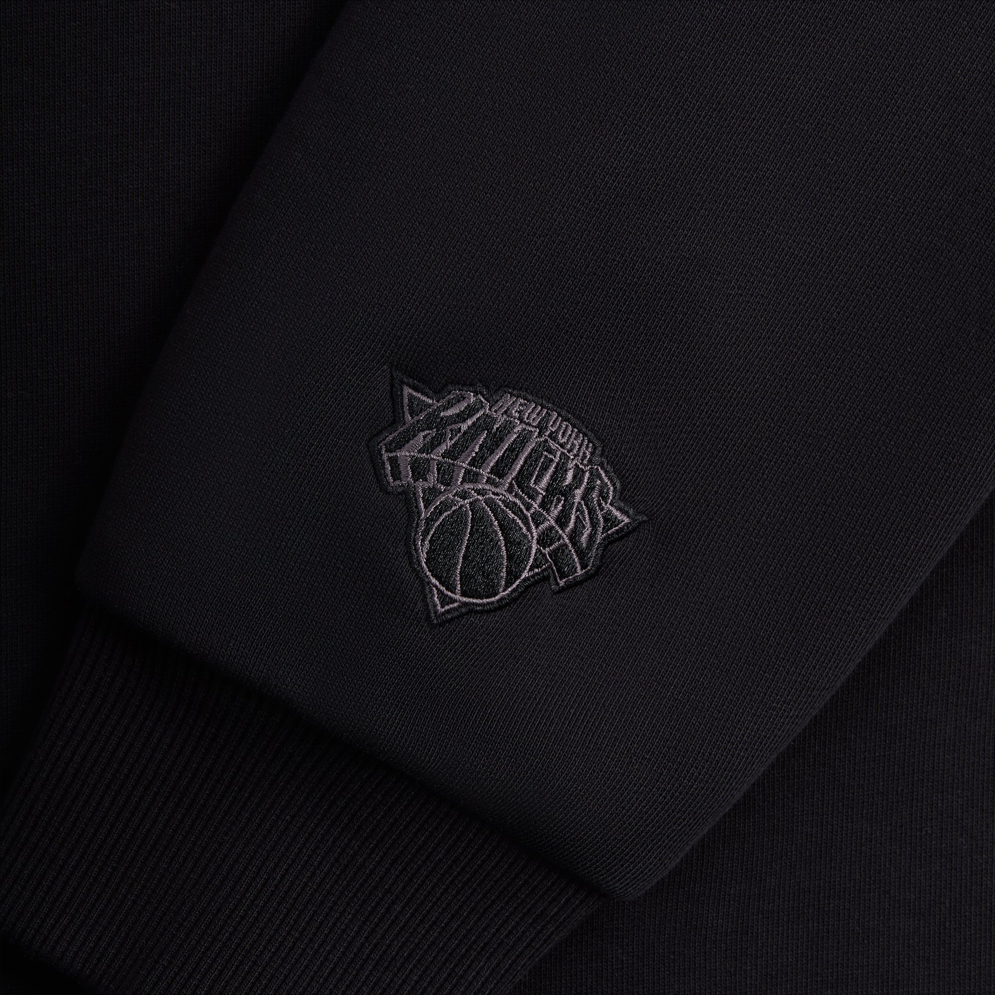 Kith for the New York Knicks Classic Vintage Nelson Crewneck - Black | Kith Black