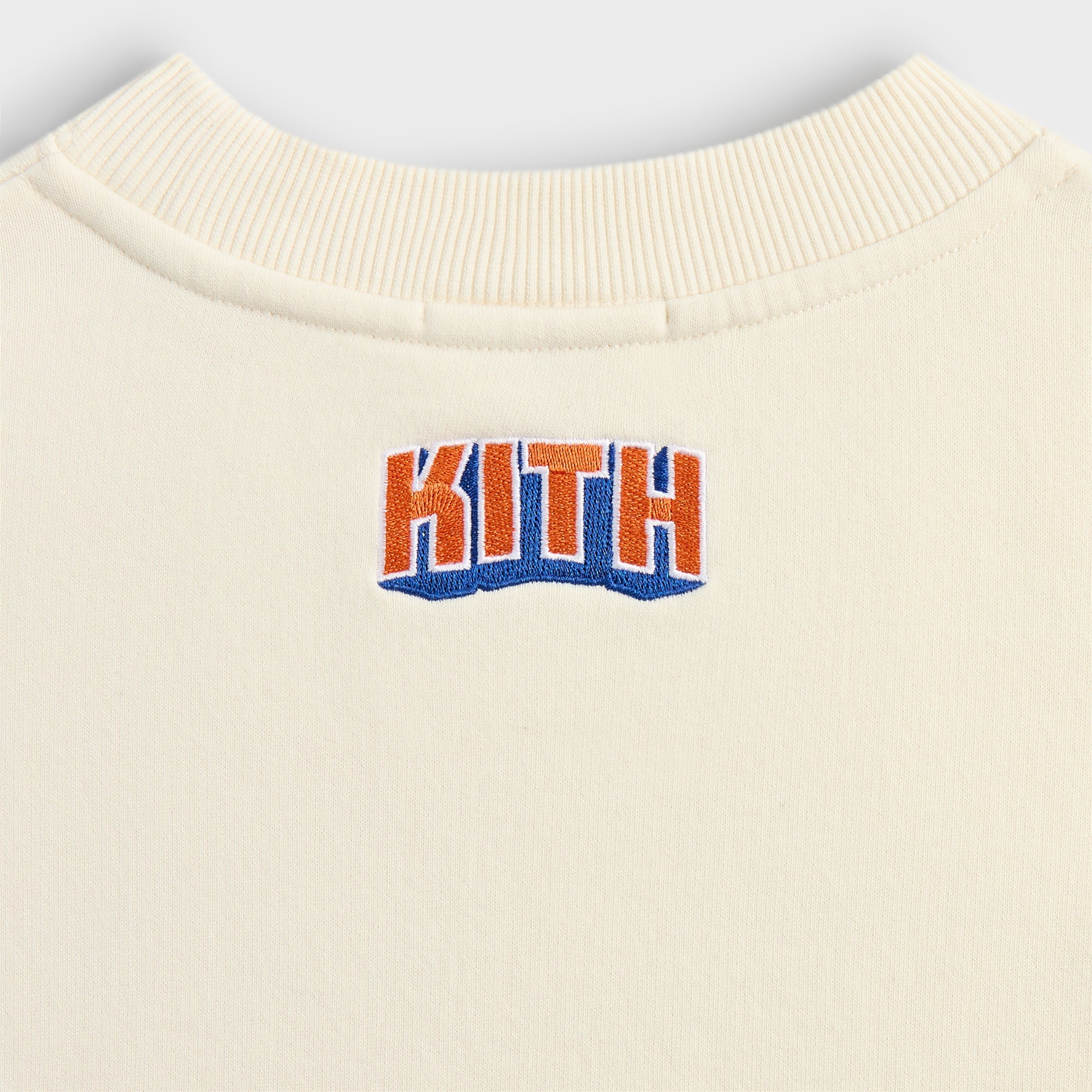 Kith for the New York Knicks Showtime Vintage Nelson Crewneck - Sandri | Kith Sandrift