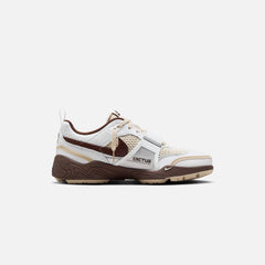 Nike x Travis Scott Jumpman Jack Zoom Field Jaxx - White / Light Choco | Kith White / Light Chocolate