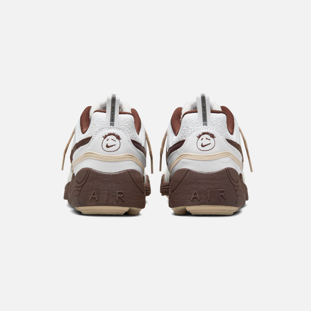 Nike x Travis Scott Jumpman Jack Zoom Field Jaxx - White / Light Choco | Kith White / Light Chocolate