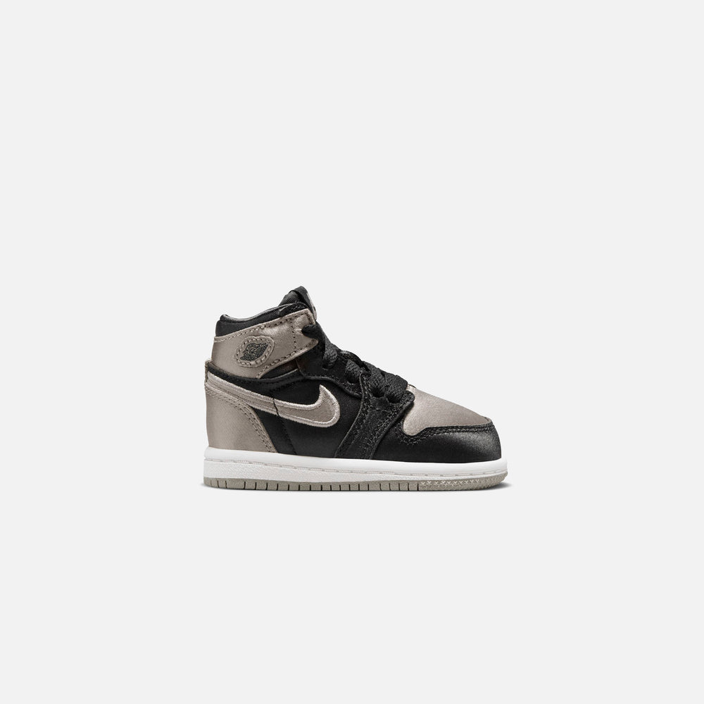 Jordan TD Air Jordan 1 Retro High OG - Black / Medium Grey / White | Kith Black / Medium Grey / White