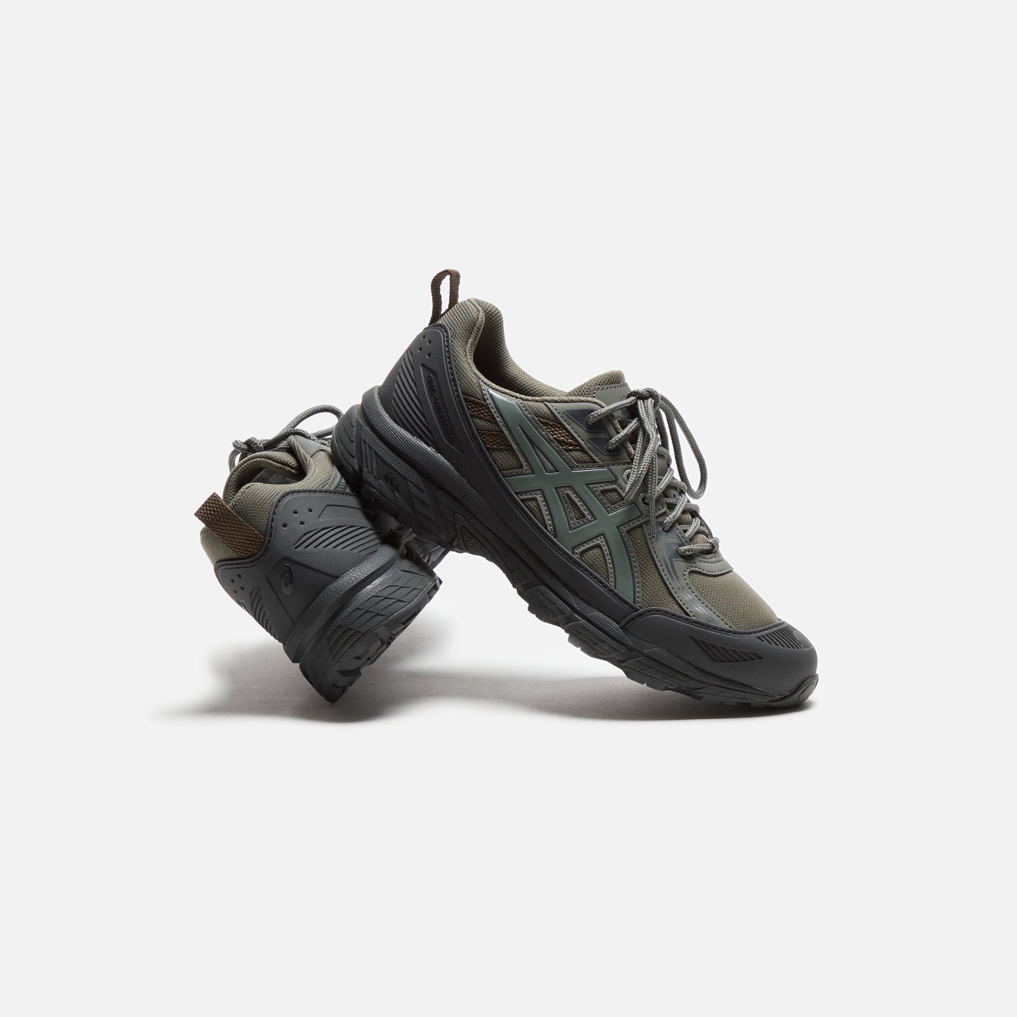 ASICS GEL-Venture 6 Shield - Graphite Grey / Truffle Grey | Kith Graphite Grey / Truffle Grey