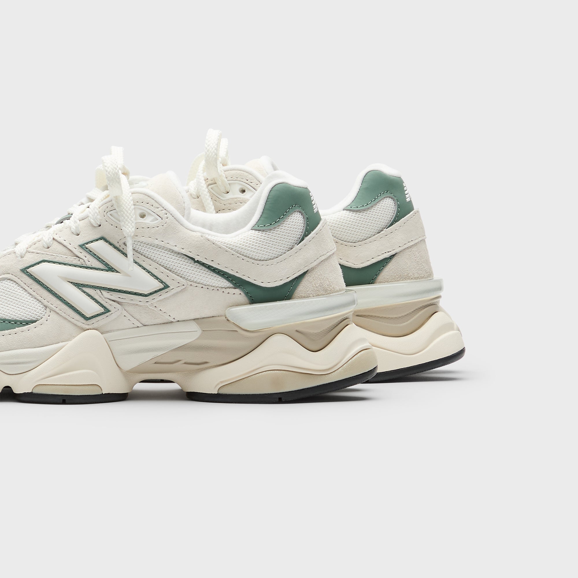 New Balance 9060 - Linen / Dark Juniper | Kith Linen / Dark Juniper