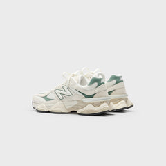 New Balance 9060 - Linen / Dark Juniper | Kith Linen / Dark Juniper