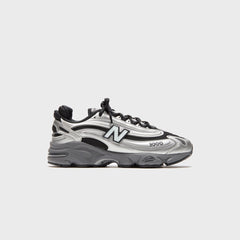 New Balance M1000 - Silver Metallic | Kith Silver Metallic