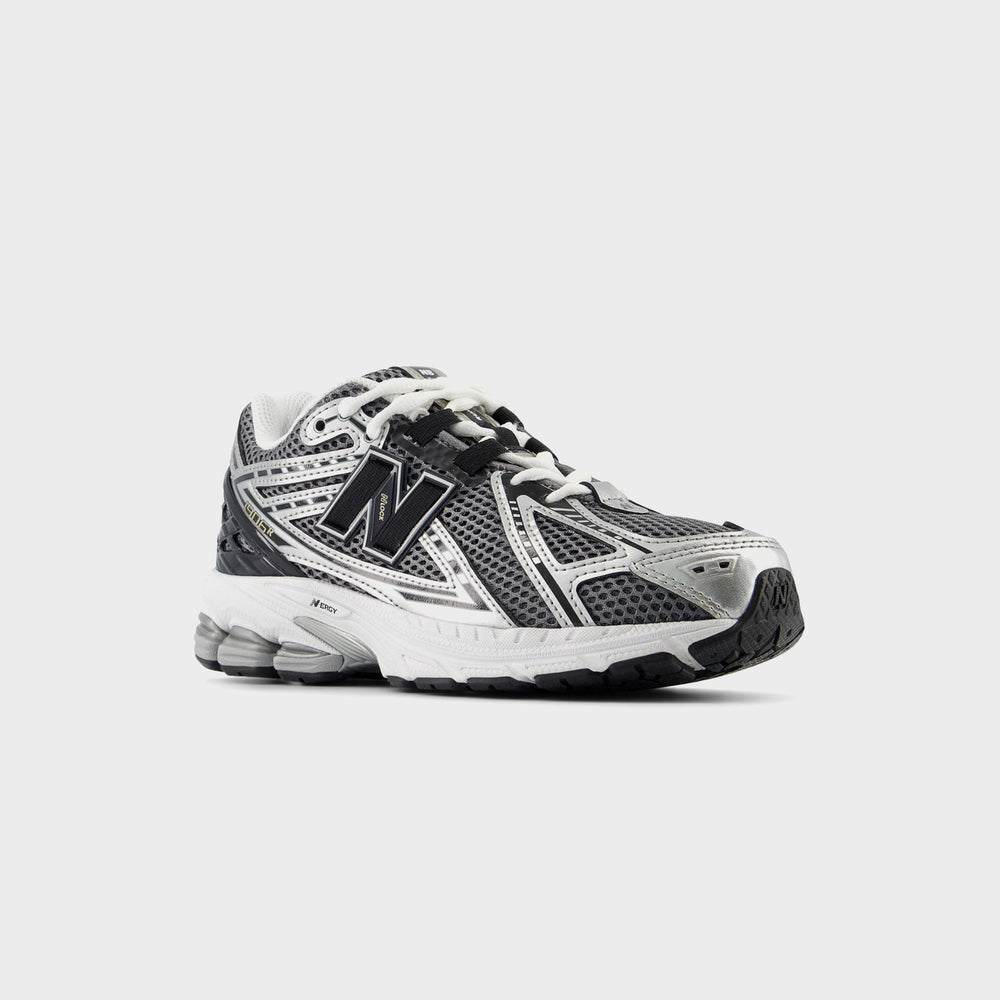 New Balance GS 1906R Hook & Loop - Silver Metalic / Black | Kith Silver Metalic / Black
