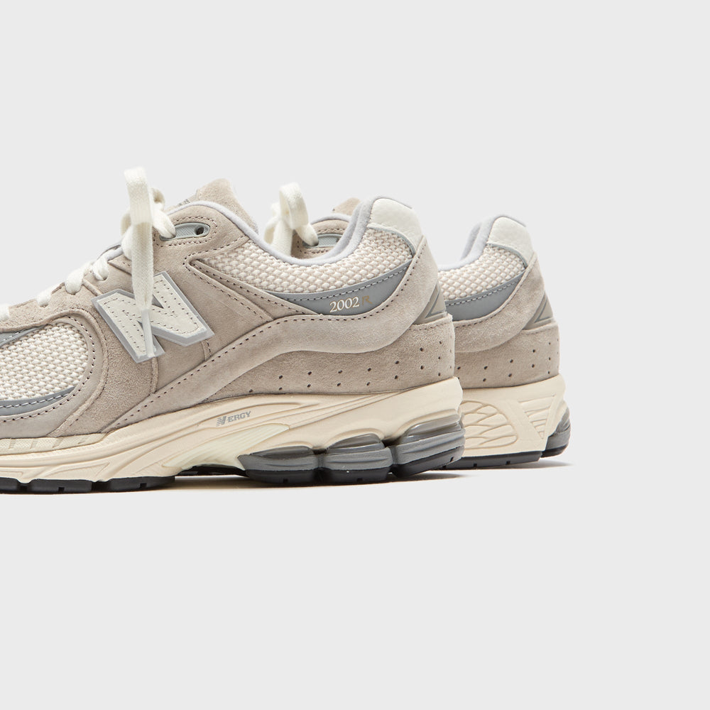 New Balance 2002R - Arid Stone | Kith Arid Stone