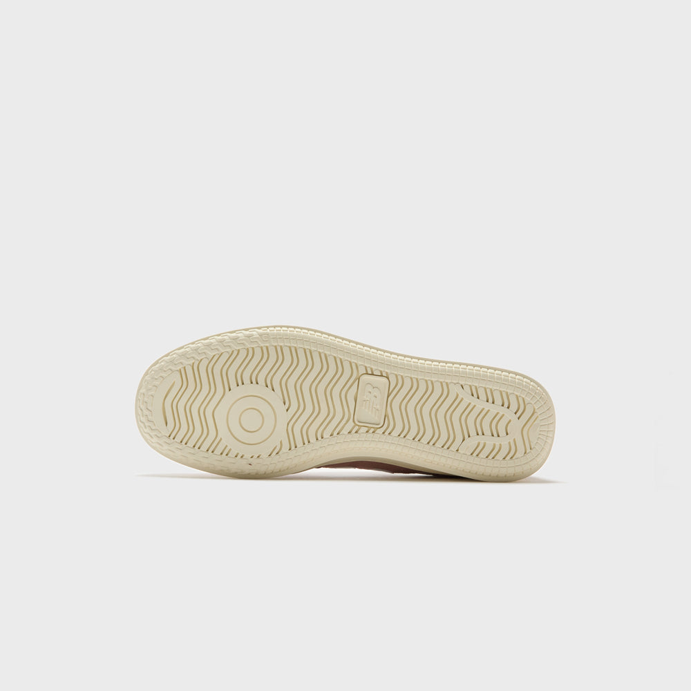 New Balance T500 - Landslide / Linen / New Spruce | Kith Landslide / Linen / New Spruce