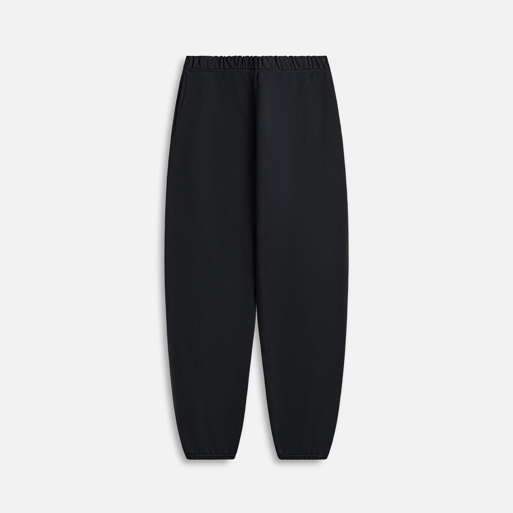 Essentials Heavy Fleece Essentials Sweatpant - Black | Kith Black