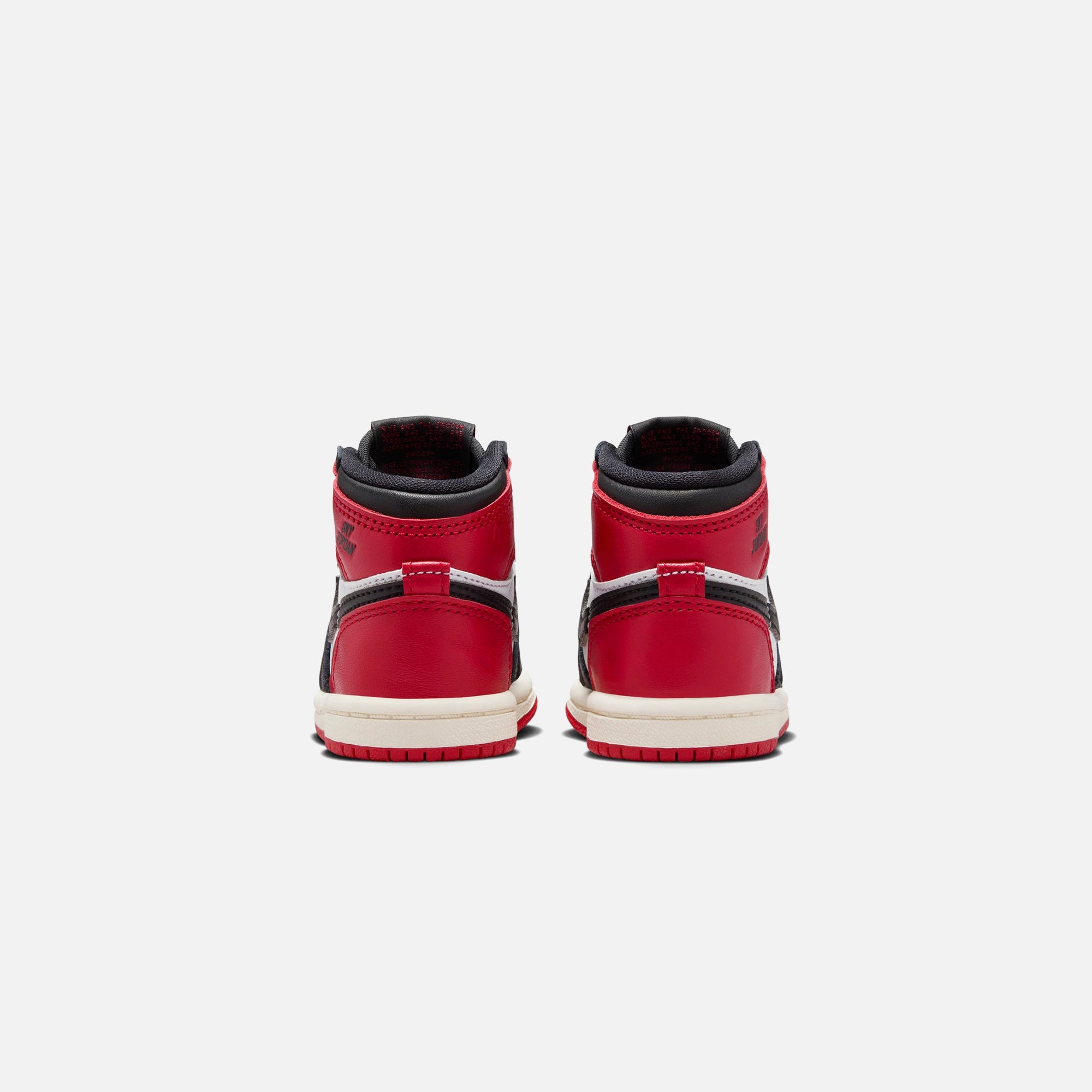 Jordan TD Air Jordan 1 Retro High OG - Black / Varsity Red | Kith Black / Varsity Red