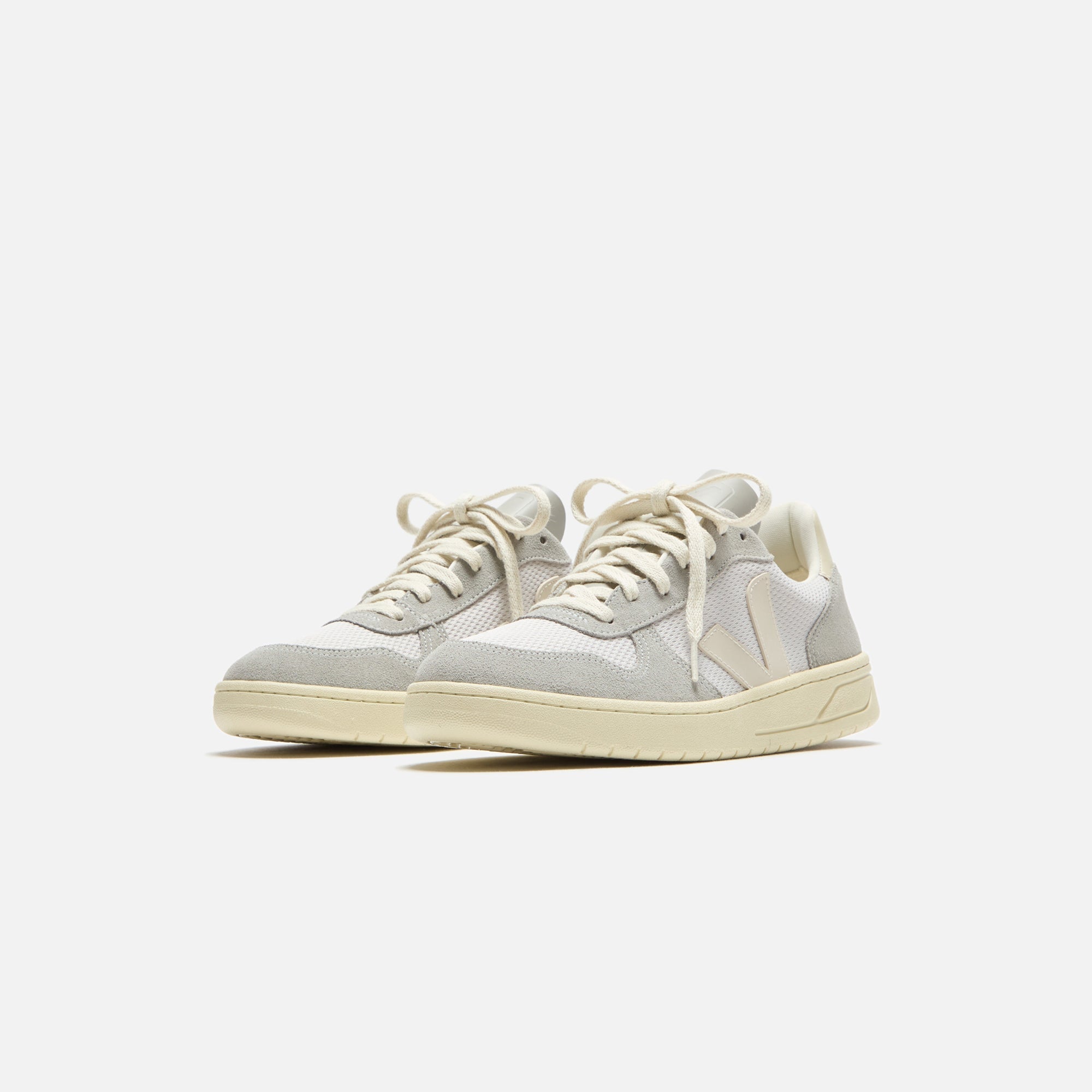 Veja V-10 - Light Grey Pierre | Kith Light Grey Pierre