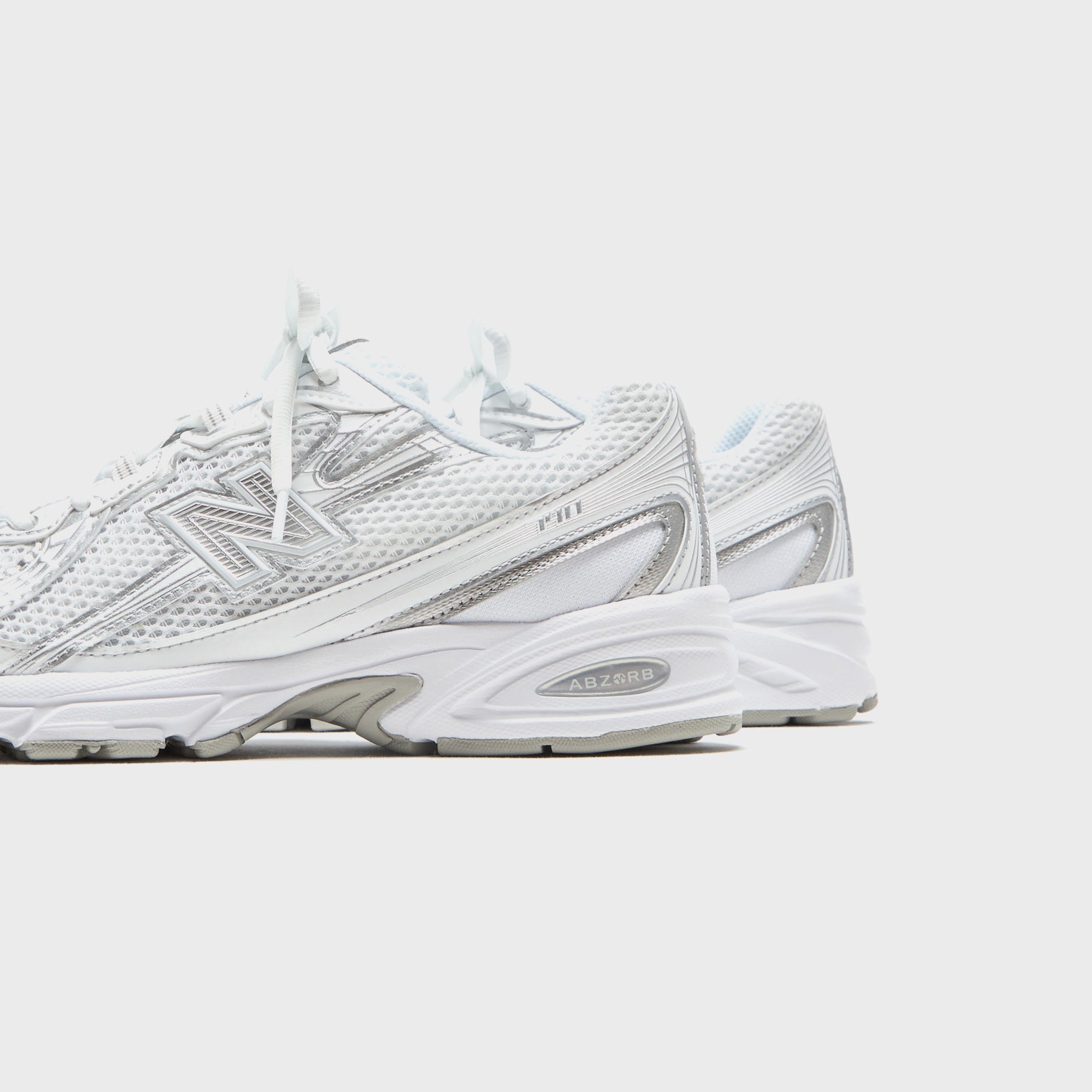 New Balance 740 - Silver / White | Kith Silver / White