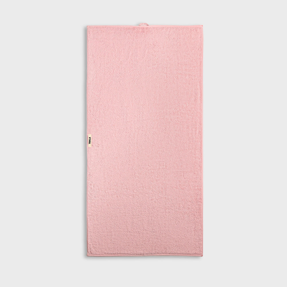 Tekla Bath Towel - Shaded Pink | Kith Shaded Pink