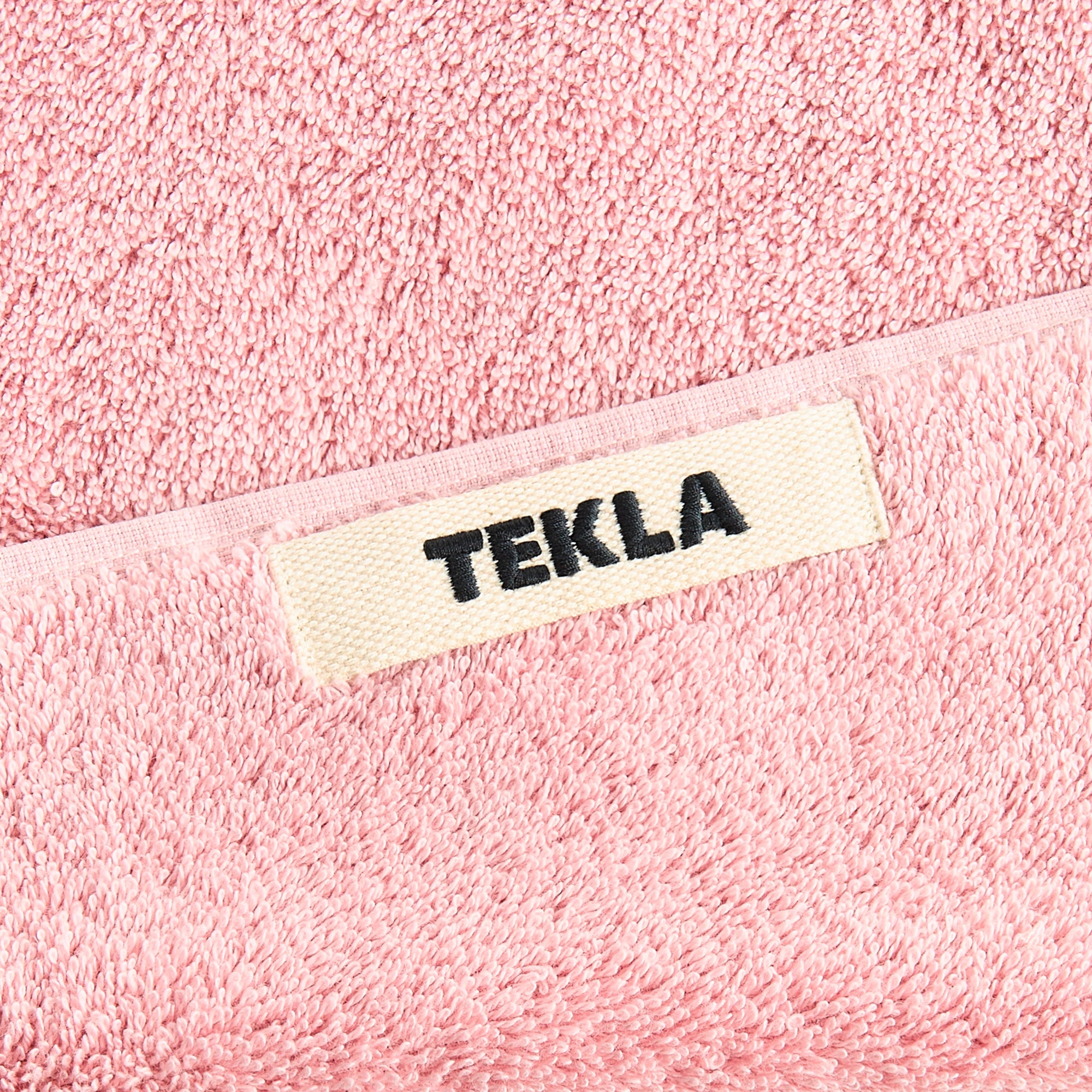 Tekla Guest Towel - Shaded Pink | Kith Shaded Pink