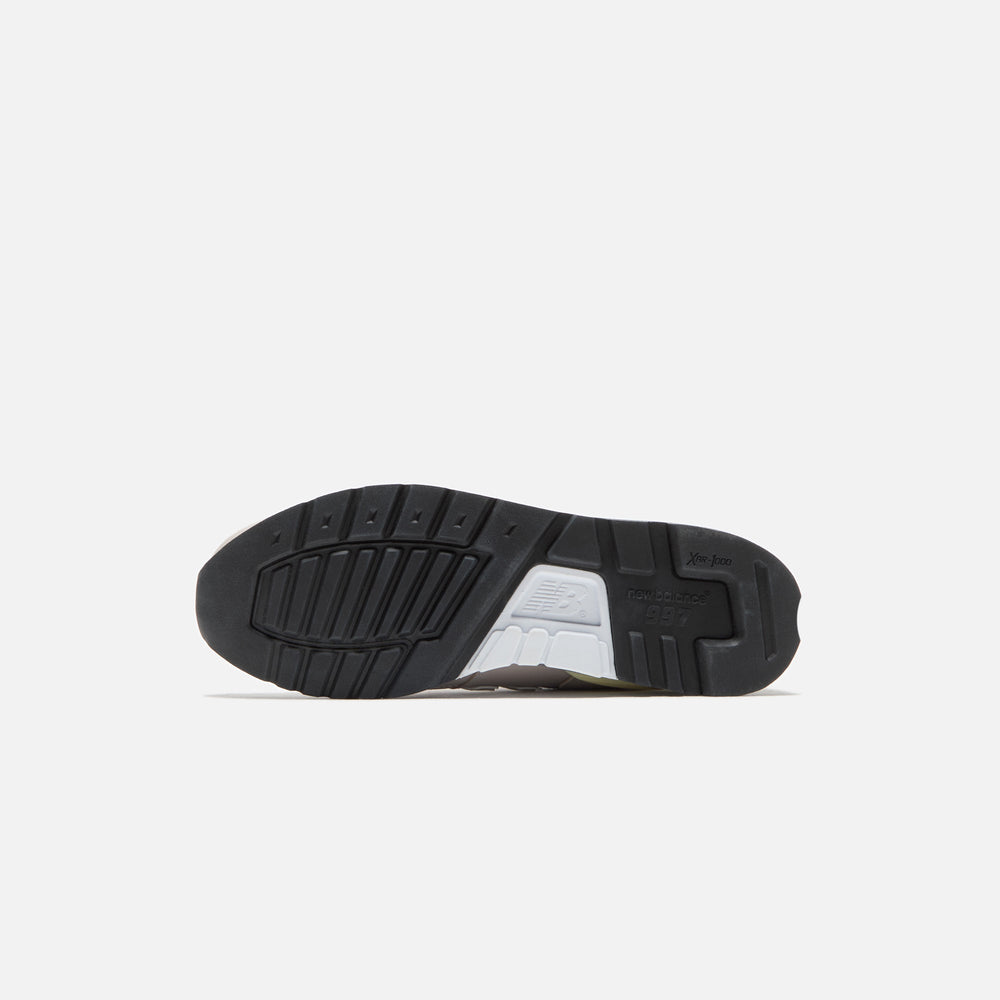 New Balance Made in USA 997 - Moonrock / Driftwood | Kith Moonrock / Driftwood
