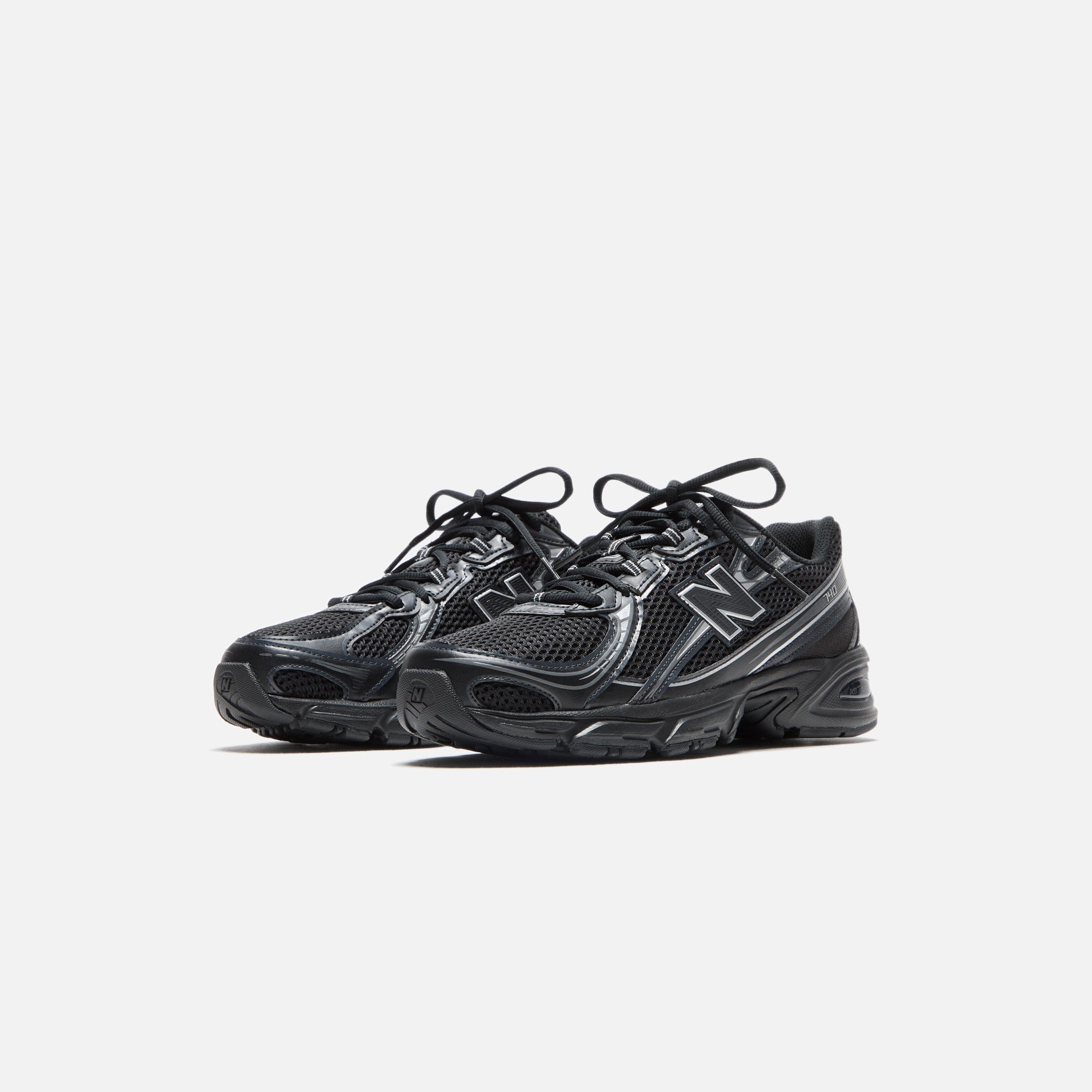 New Balance 740 - Black / Silver Metallic | Kith Black / Silver Metallic