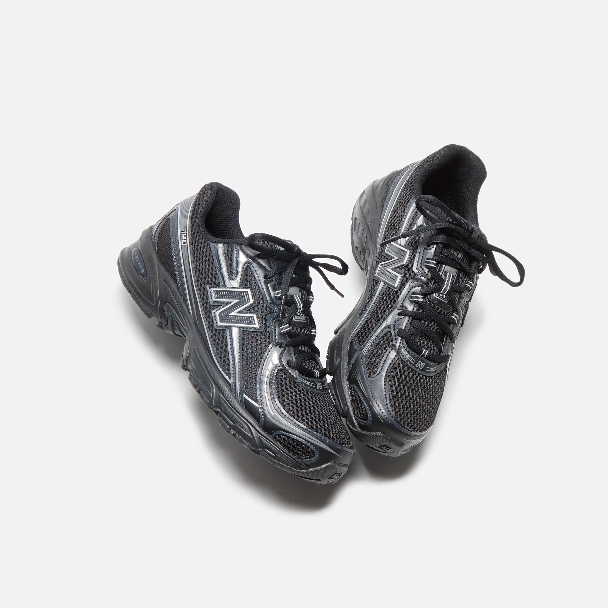 New Balance 740 - Black / Silver Metallic | Kith Black / Silver Metallic