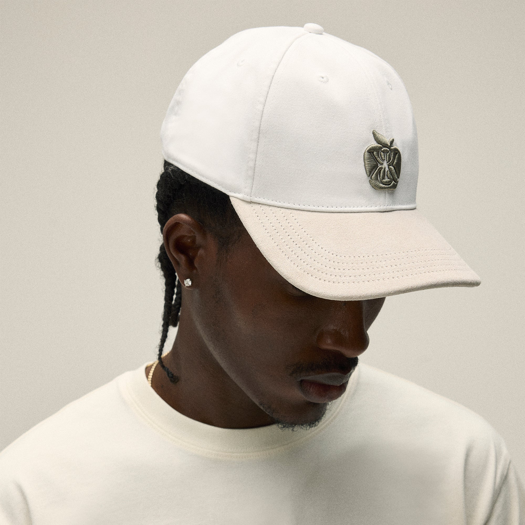 Kith Two Tone Suede Brim Aaron Classic Cap - White | Kith White